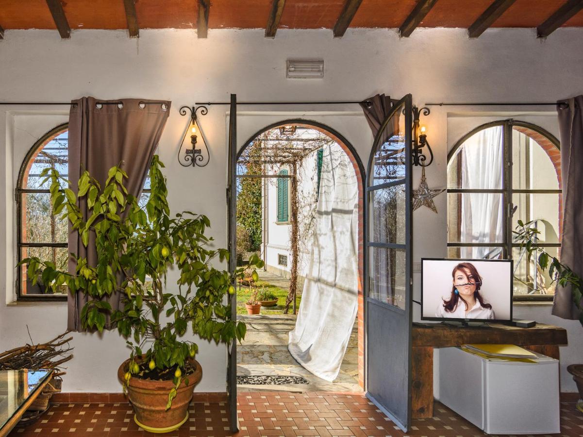 La Limonaia Di Casagrande Villa Барга Екстериор снимка